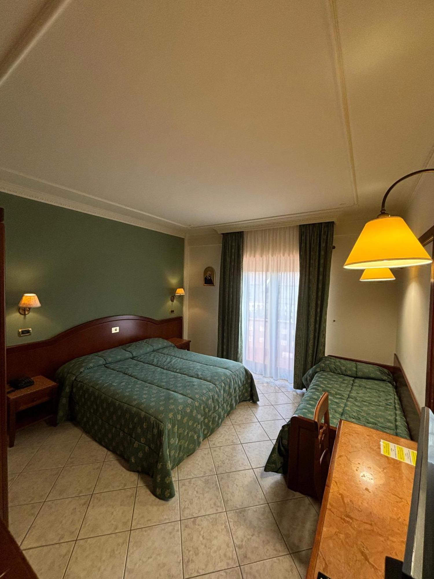 Hotel Valle Rossa San Giovanni Rotondo Ngoại thất bức ảnh