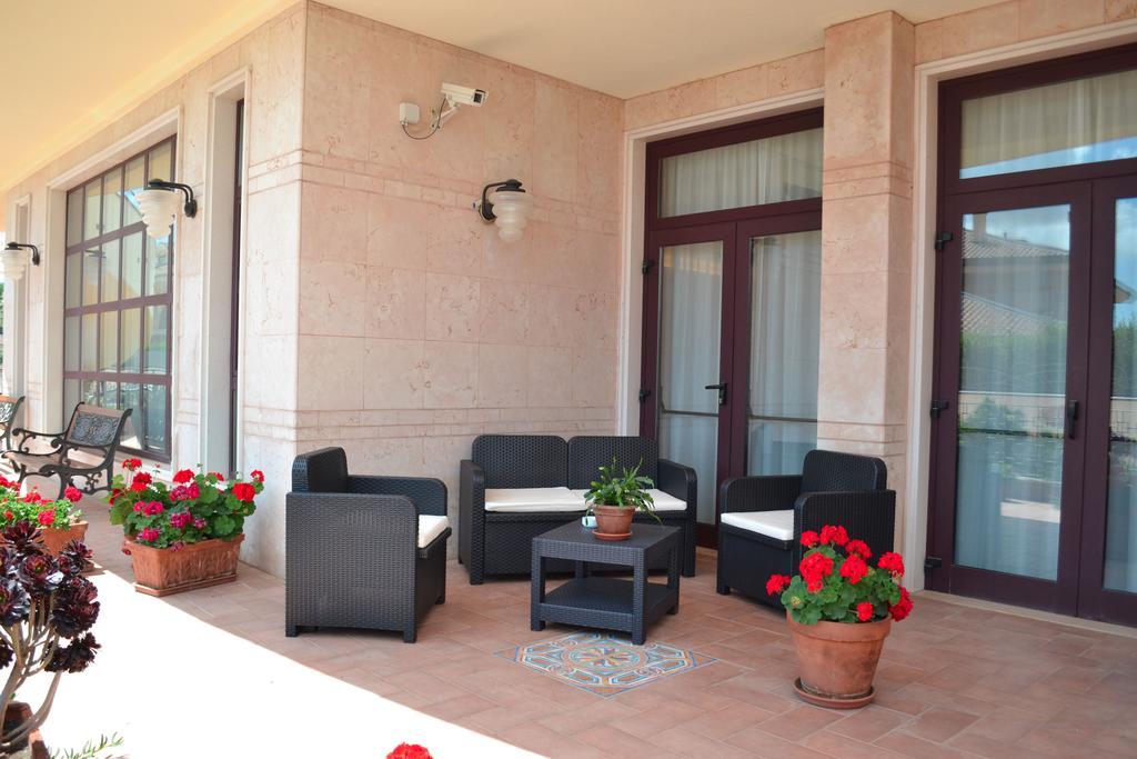 Hotel Valle Rossa San Giovanni Rotondo Ngoại thất bức ảnh