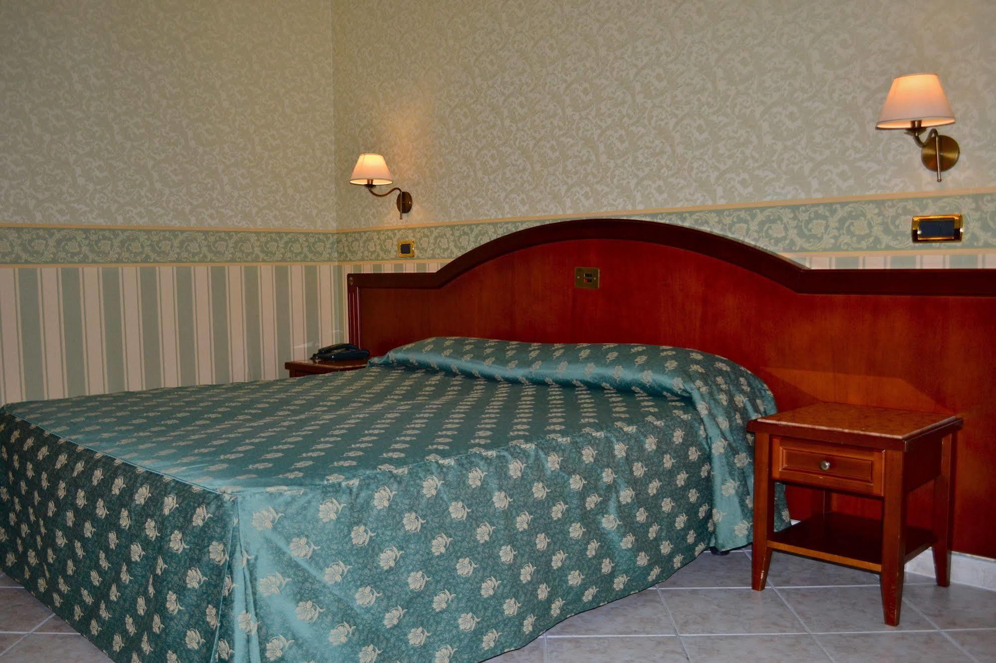 Hotel Valle Rossa San Giovanni Rotondo Ngoại thất bức ảnh